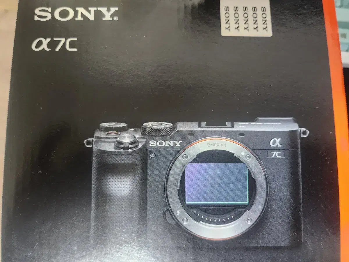 소니 SONY A7C 실버 + 스몰리그케이지 + 배터리 2개 메모리카드